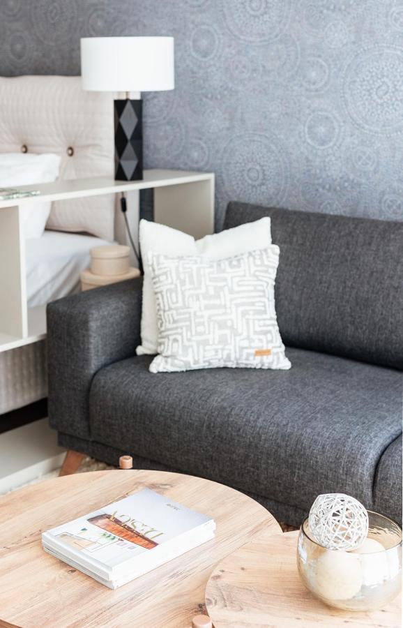 Lamira - Serviced Apartments Цюрих Экстерьер фото