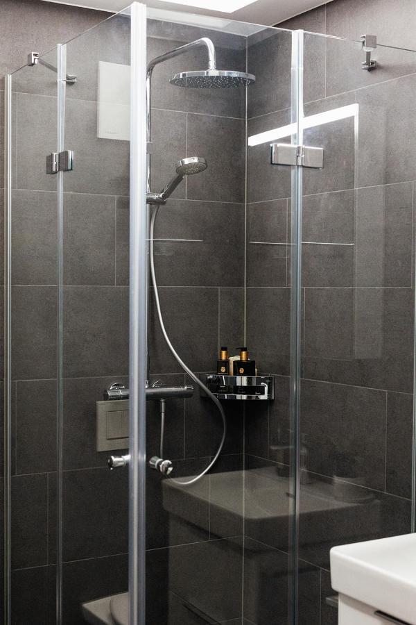 Lamira - Serviced Apartments Цюрих Экстерьер фото