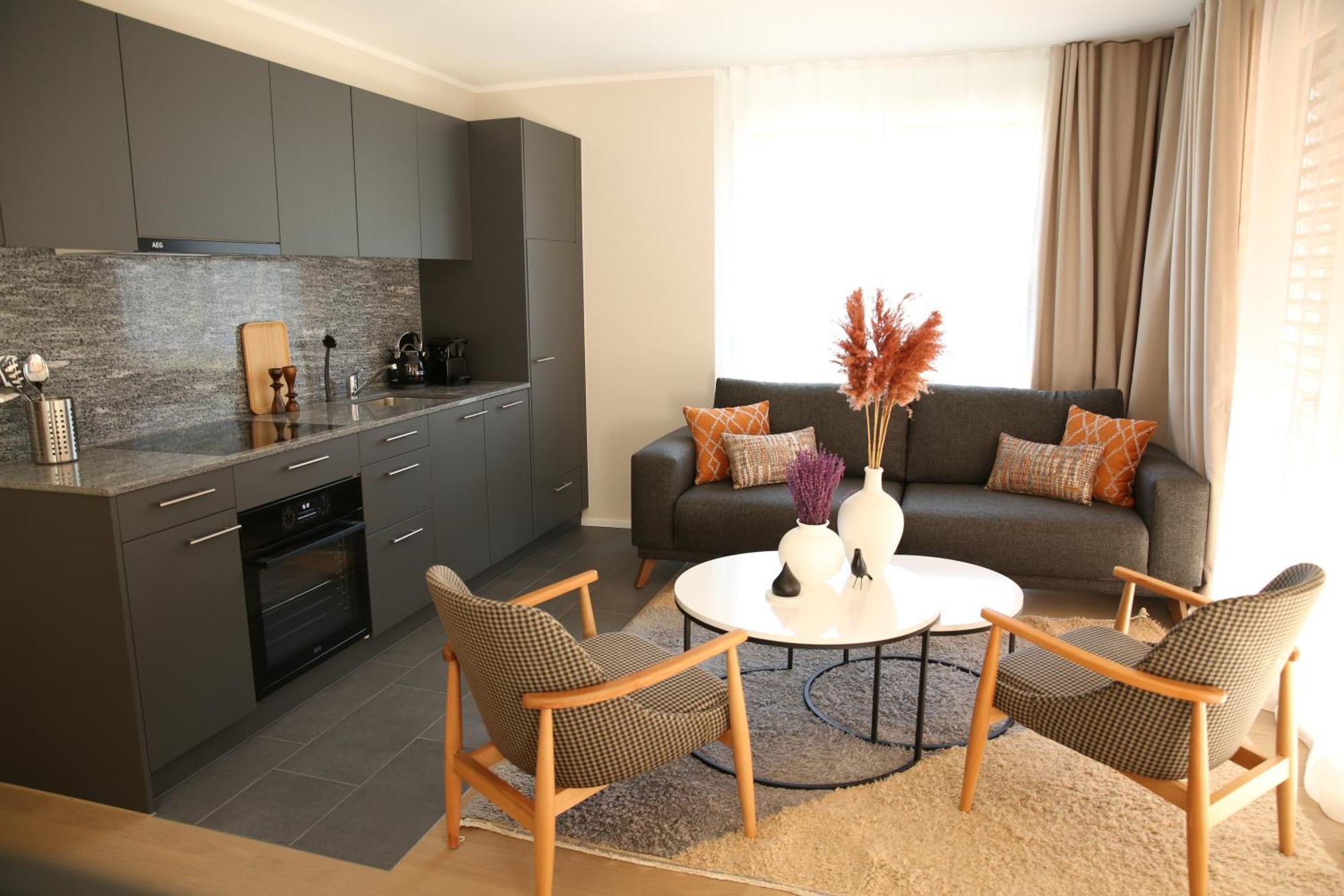 Lamira - Serviced Apartments Цюрих Экстерьер фото